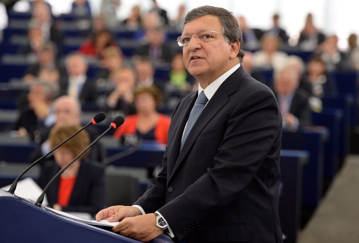 Barroso: bele kell húznia az EP-nek a választásokig