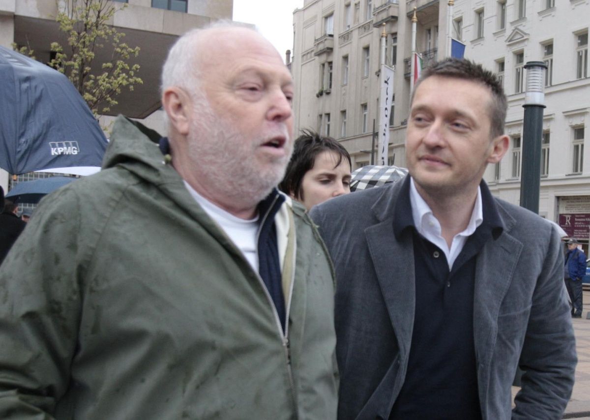 Népszabadság: További állami bank állhat Vajna mögé a TV2-ért