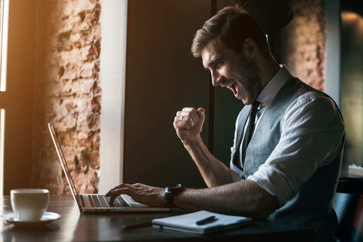 Laptop már van, de mit telepítsek rá? – 6 tipp családi cégeknek