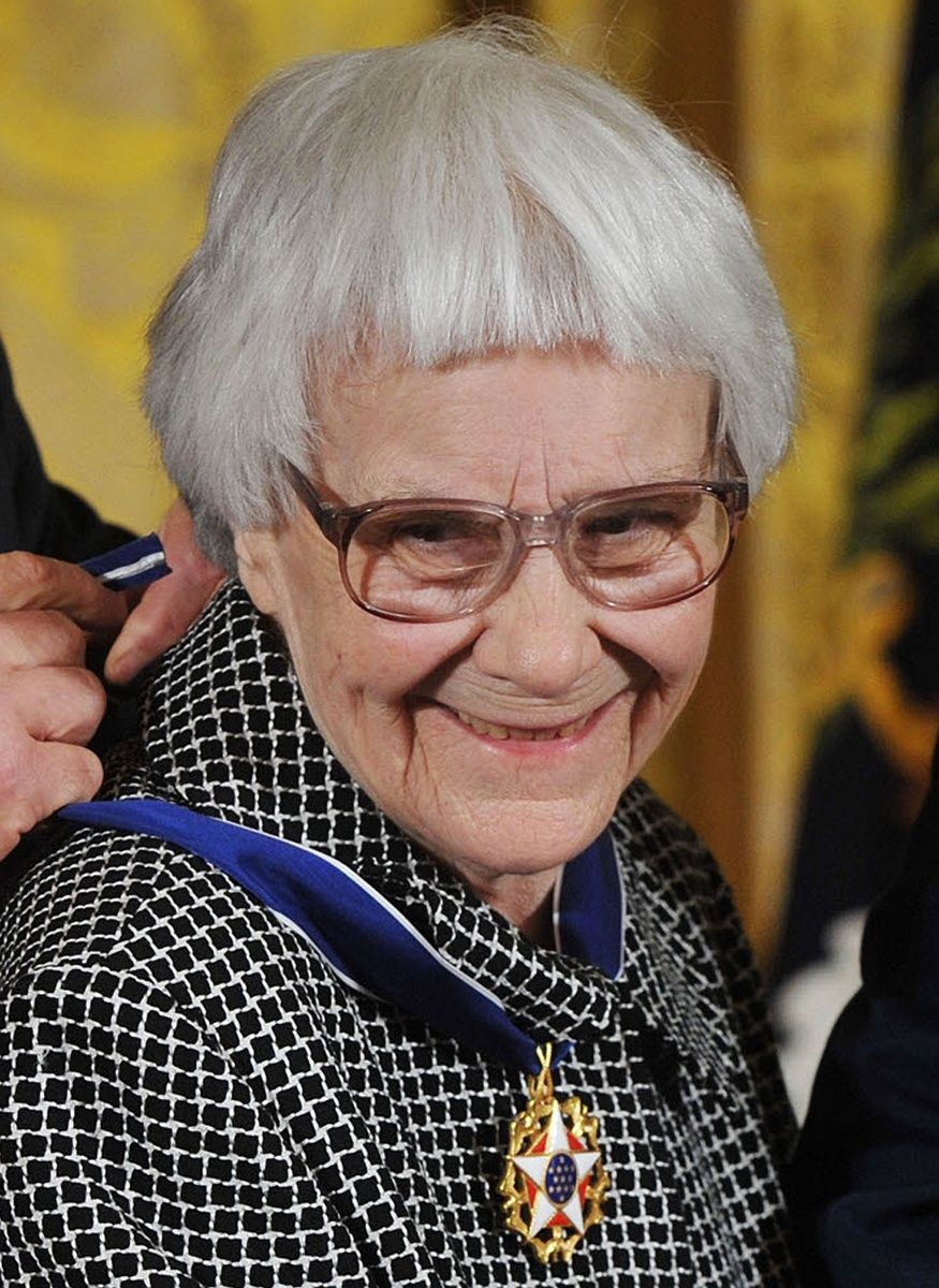 Meghalt Harper Lee, a Ne bántsátok a feketerigót! írója