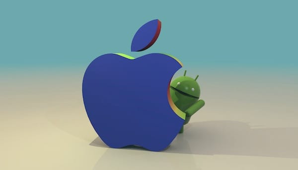 Mobiltitánok harca: Apple vagy Google?