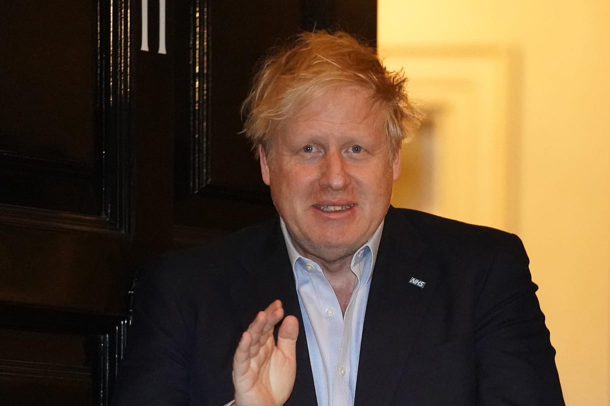 Hétfőtől ismét munkába áll Boris Johnson