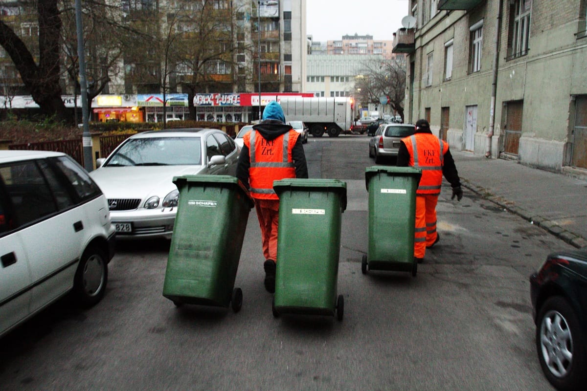 Világgazdaság: Veszteséggel zárja az évet a nemzeti kukaholding