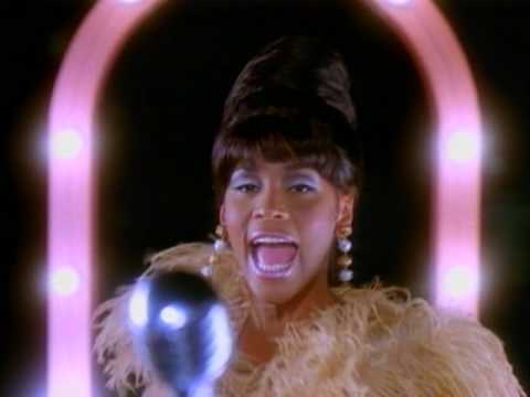 Whitney Houston boncolása - ne kattintson, vírus a Facebookon!