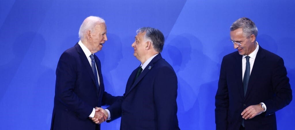 Ez az a kemény hangnemű NATO-zárónyilatkozat, amelyet a békemissziós Orbán sem vétózott meg