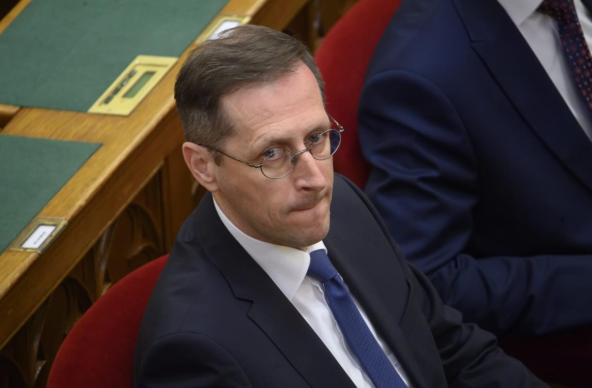 Varga Mihály közölte, bármennyiért vehetnek gázt