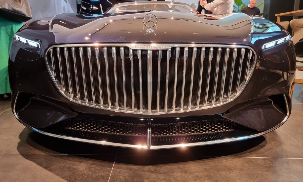 750 lóerős különleges Maybach érkezett Budapest szívébe