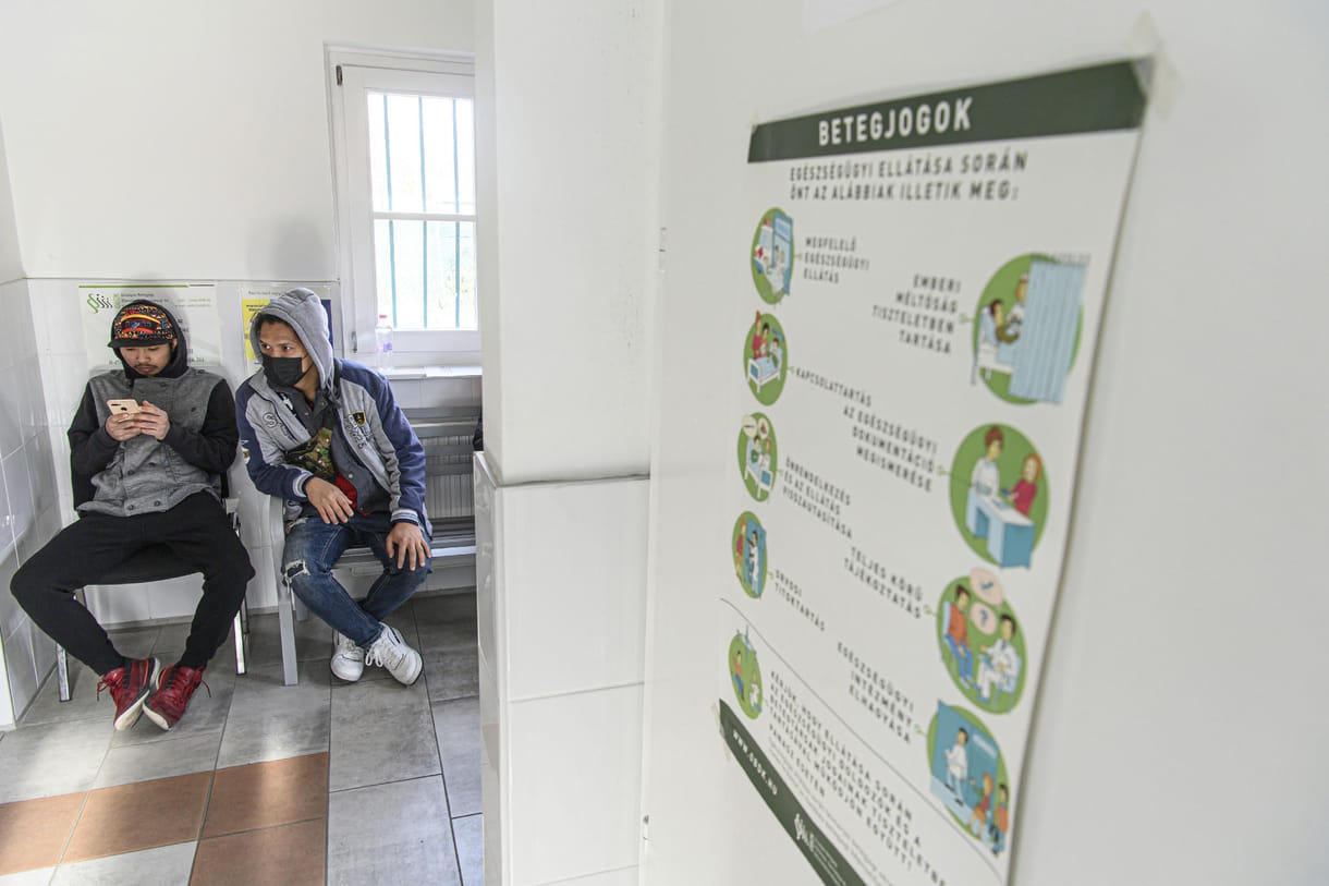 Lázas és allergiás reakciót mutató gyerekkel is hiába keresték telefonon az ügyeletet a Dunakanyarból