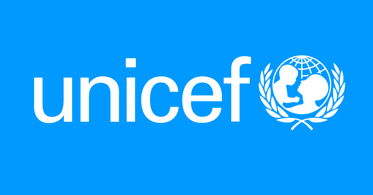 Egy otthonról elkergetett művégtagos togói kisfiú szerepel az év UNICEF-fotóján