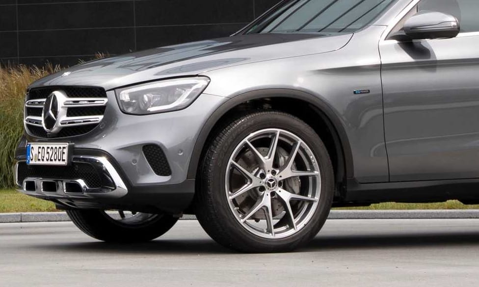Újabb zöld rendszámos Mercedes divatterepjáró érkezett hazánkba