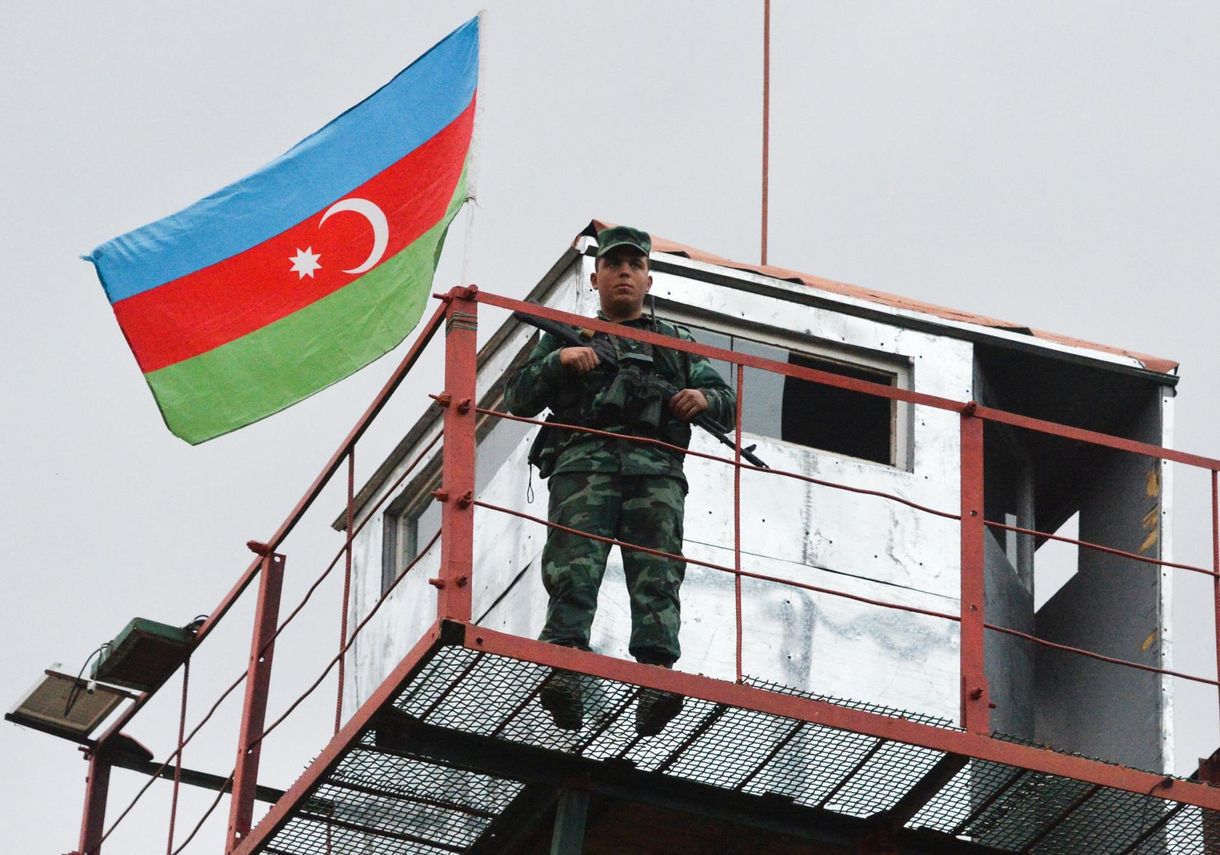 Azerbajdzsán azzal vádolja Örményországot, hogy meglőtte az egyik katonájukat