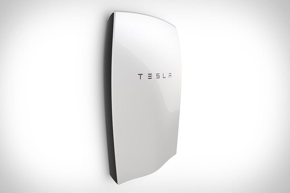 Túl magas az áramszámla? A Tesla szerint ez a 100 kilós házi aksi oldhatja meg a problémát