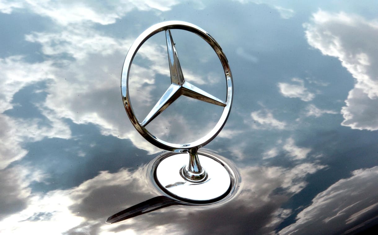 Kecskeméten már a hóesés is Mercedes-mintájú