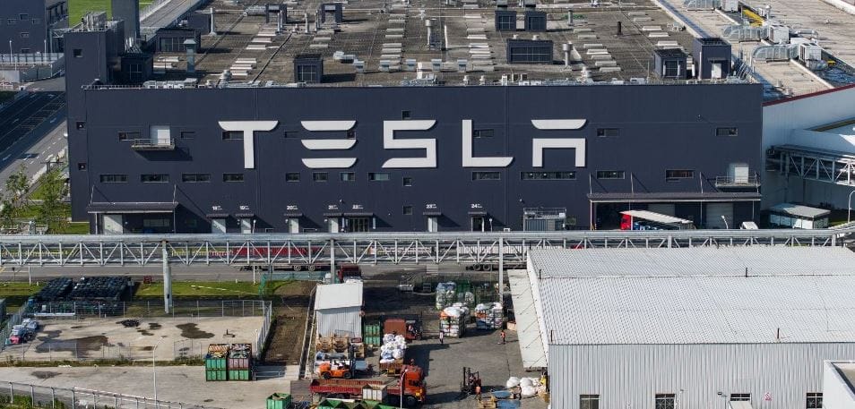 Újabb árháborút indít Kínában a Tesla