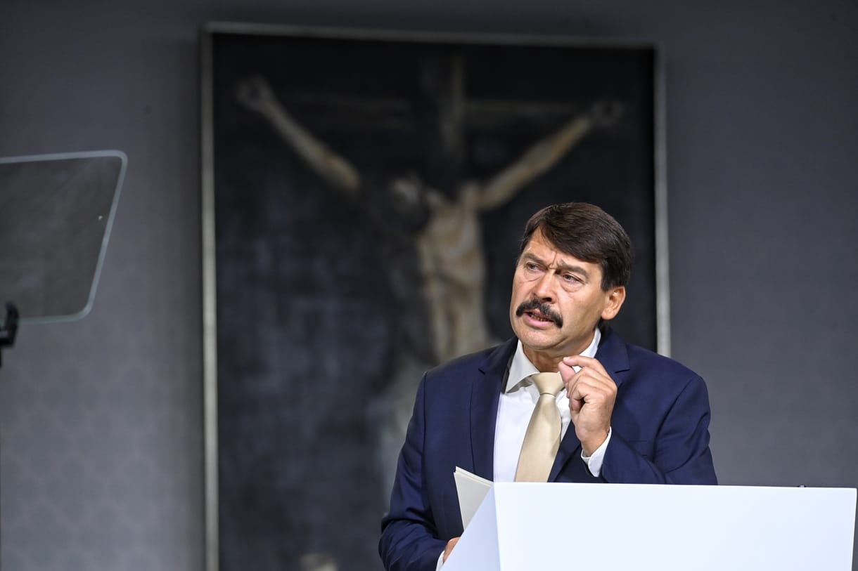 Áder János keményen elítélte az orosz támadást