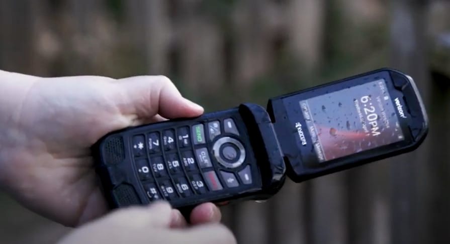 Járvány idejére: itt a Kyocera alkoholálló telefonja