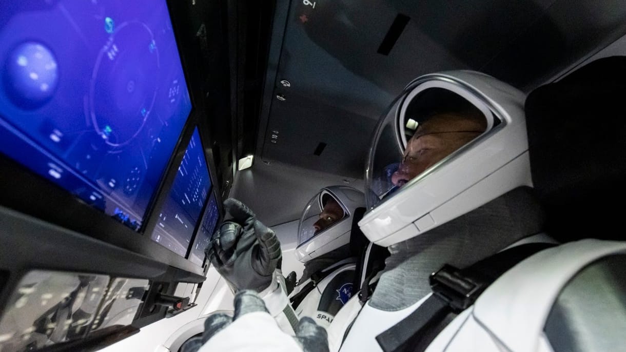 Itt nézheti élőben: ma űrtörténelmet írhat a SpaceX és a NASA [frissítés: elindult]