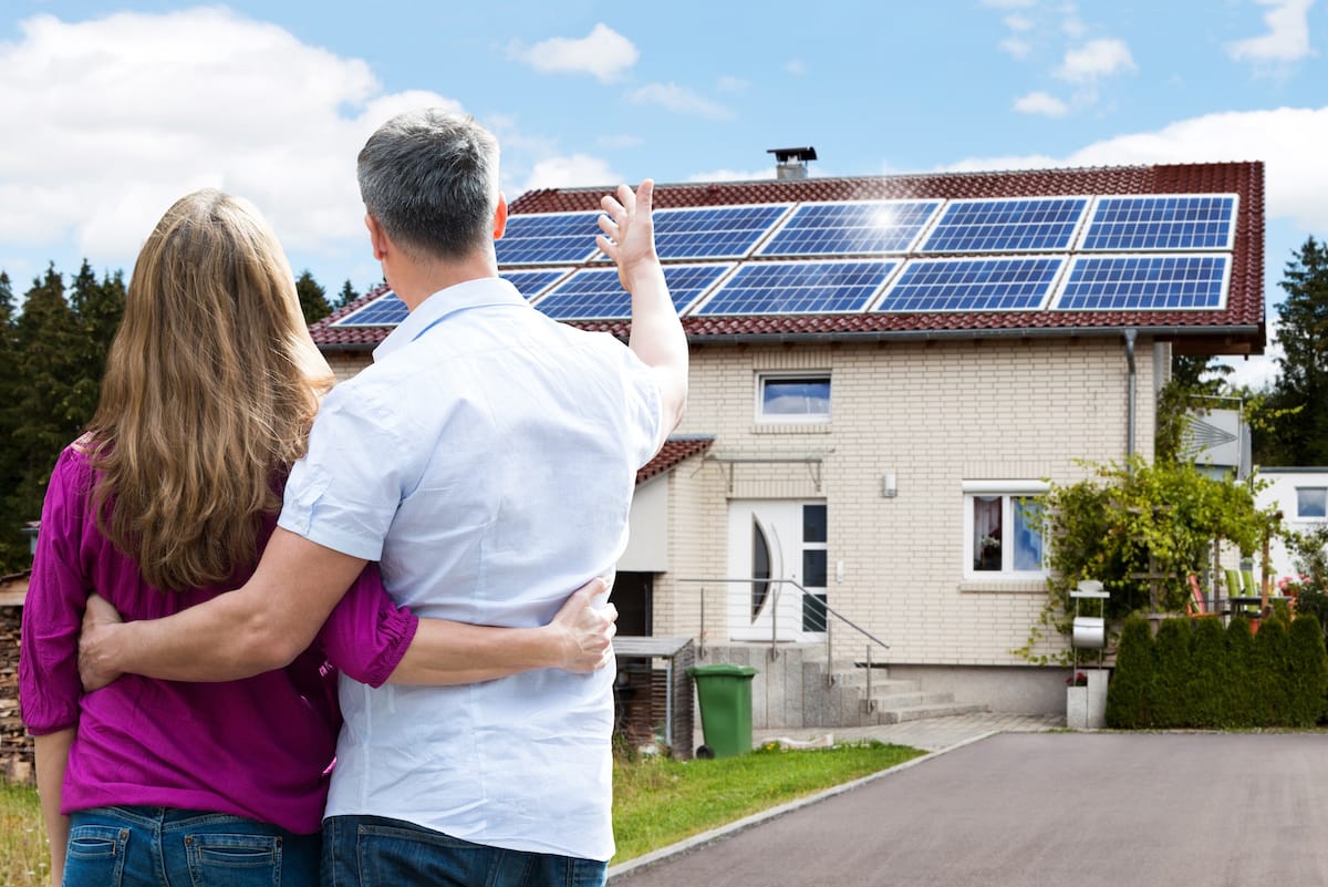 Hogy ne legyen kidobott pénz a megtermelt napenergia: az energiatárolásé a jövő