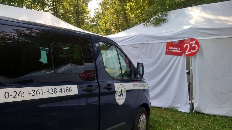 Kipakolták a hajléktalanmentő autót a szociális munkások
