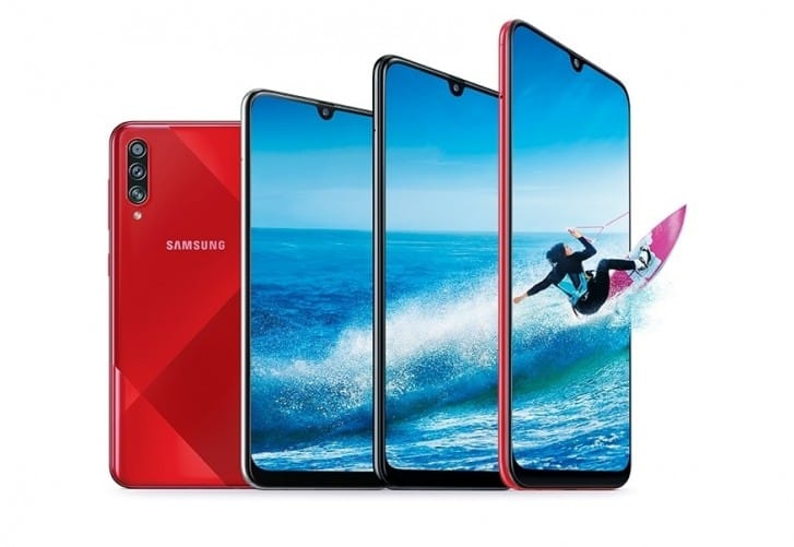 64 megapixeles kamerával és hatalmas akkumulátorral itt a Samsung új mobilja