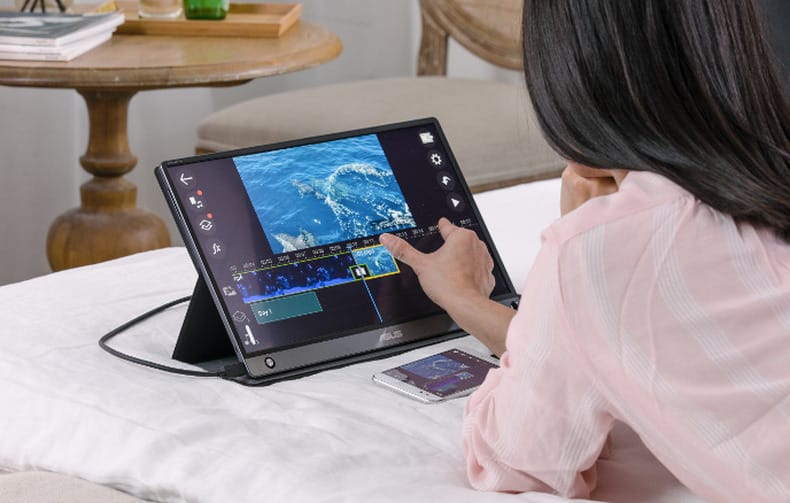 Jól jöhet a telefonja mellé: hordozható érintőképernyőt jelentett be az ASUS