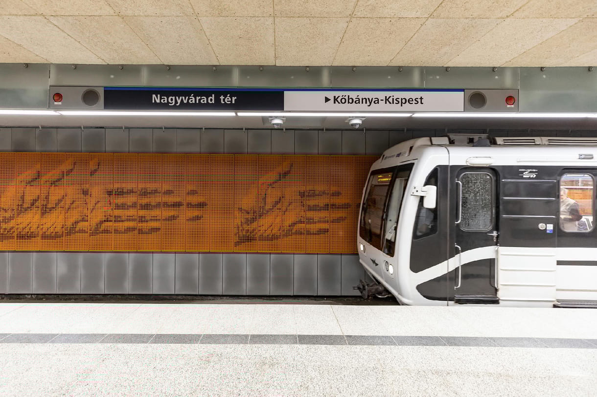 A BKK azt javasolja, metrózzon az ünnepi hétvégén, mert sok lesz a lezárás a fővárosban