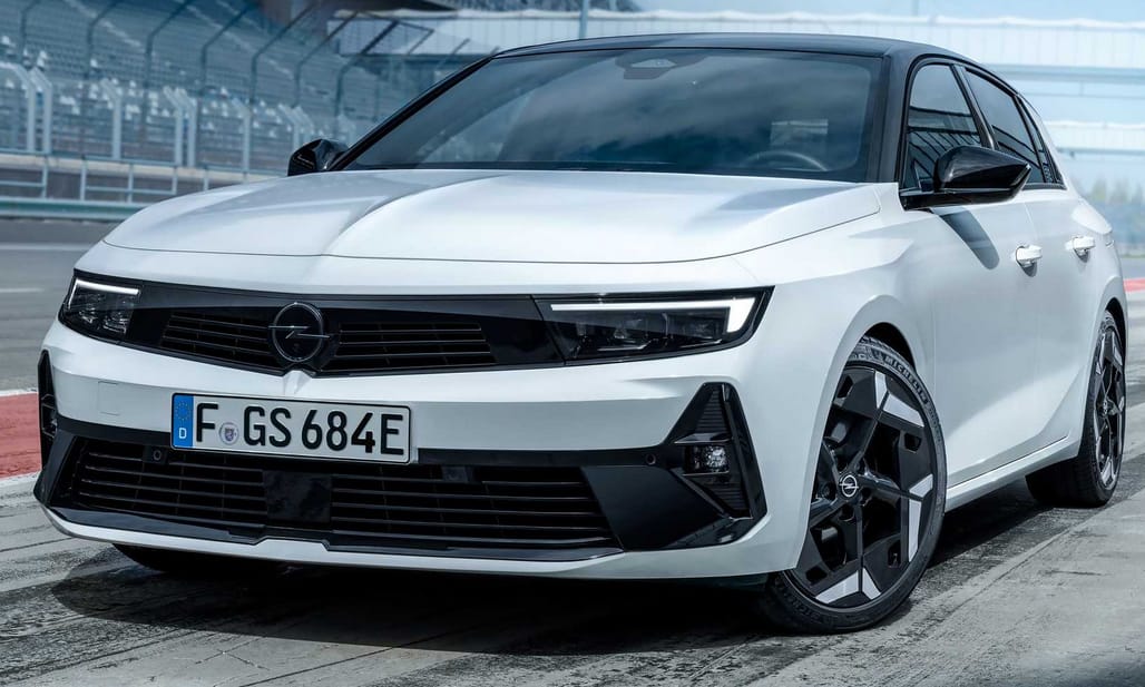 Beárazták a sportosan zöld hangulatú új Opel Astra GSe-t