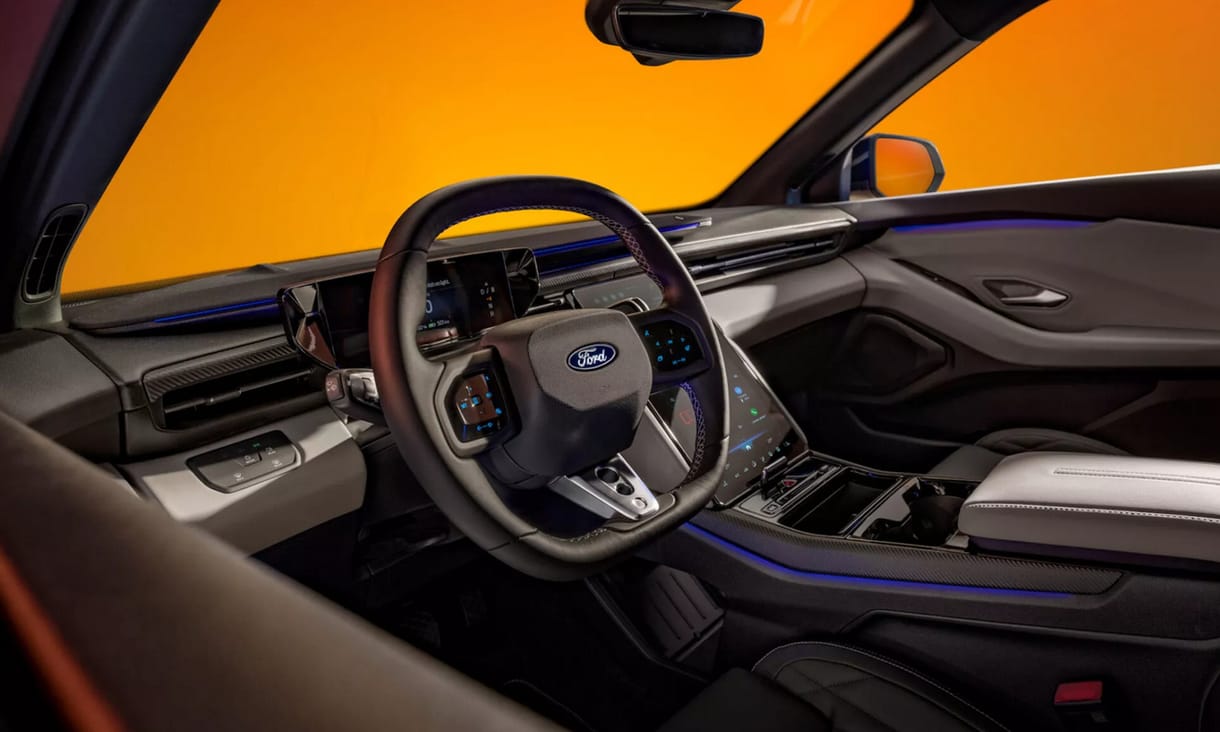 Az autóban ülők beszélgetése, vagy GPS-adatok alapján adna hirdetéseket a Ford