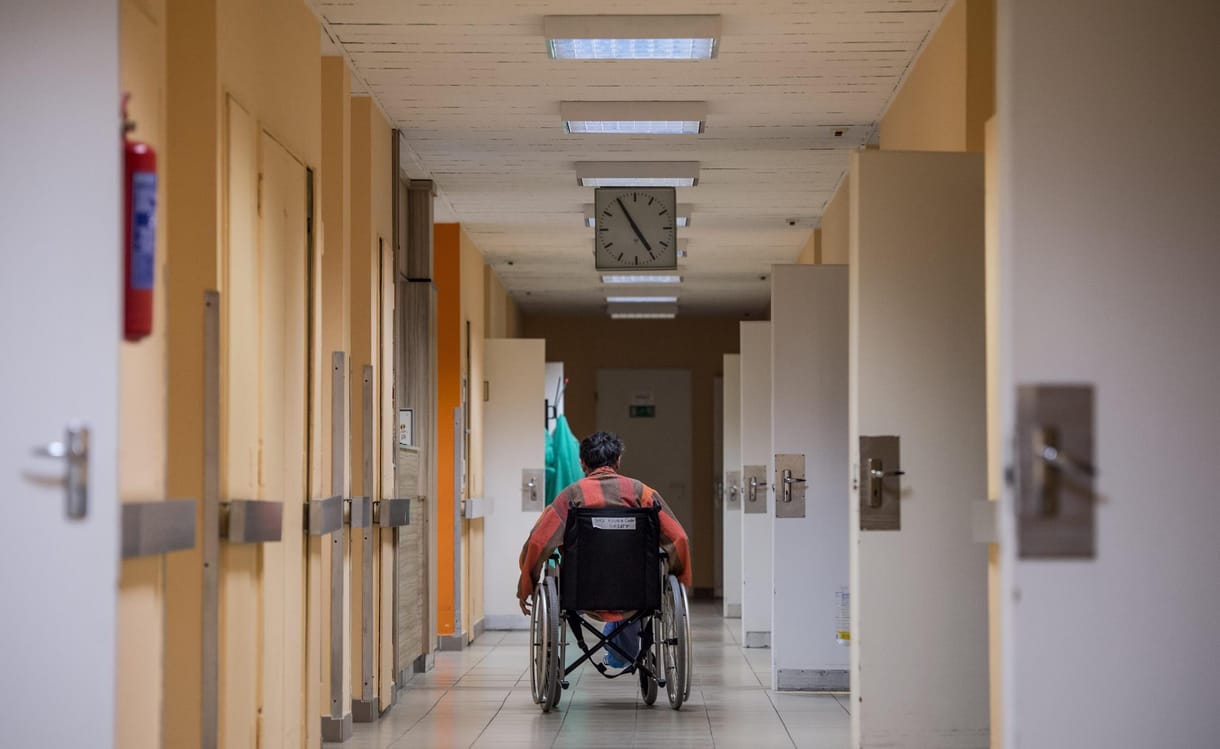 300 milliárdos tendert írtak ki a kórházak takarítására, hasonlóak a feltételek mint négy évvel korábban