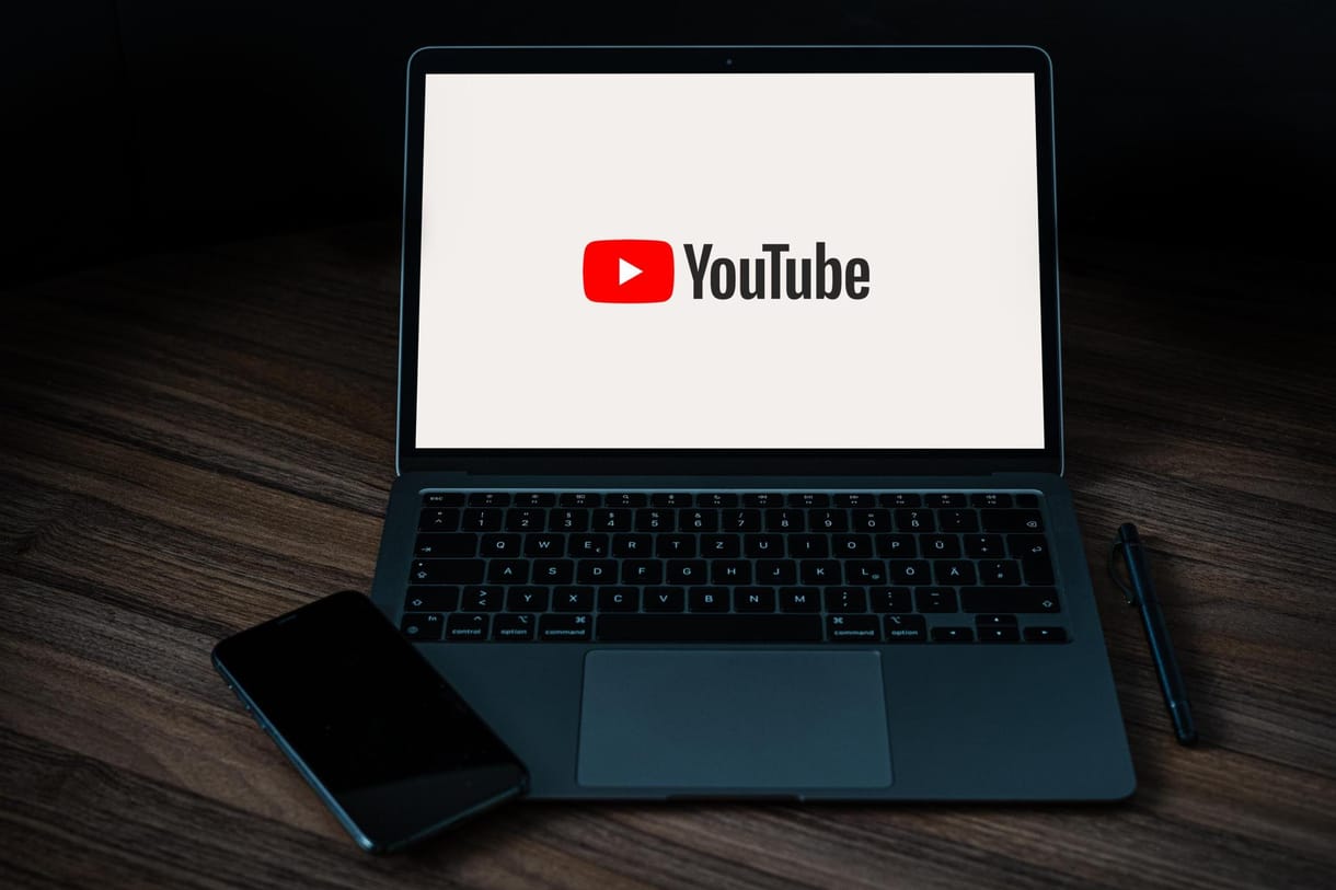 Fontos változás jön a YouTube-ra, megúszhatják a törlést a videósok