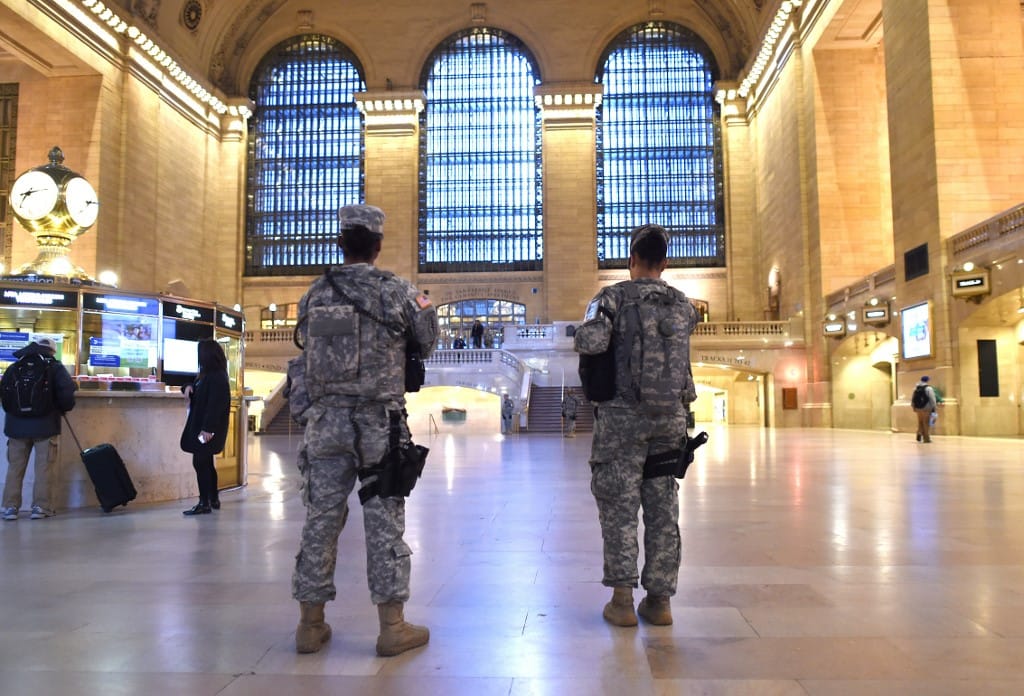 Kivezényelték a Nemzeti Gárdát New Yorkban