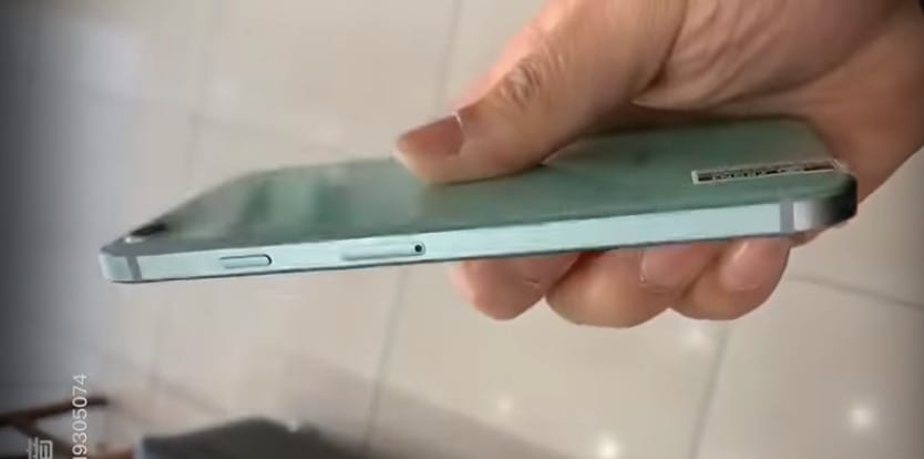 Érdemes lehet kivárni: többféle iPhone 9 (iPhone SE 2) is érkezhet