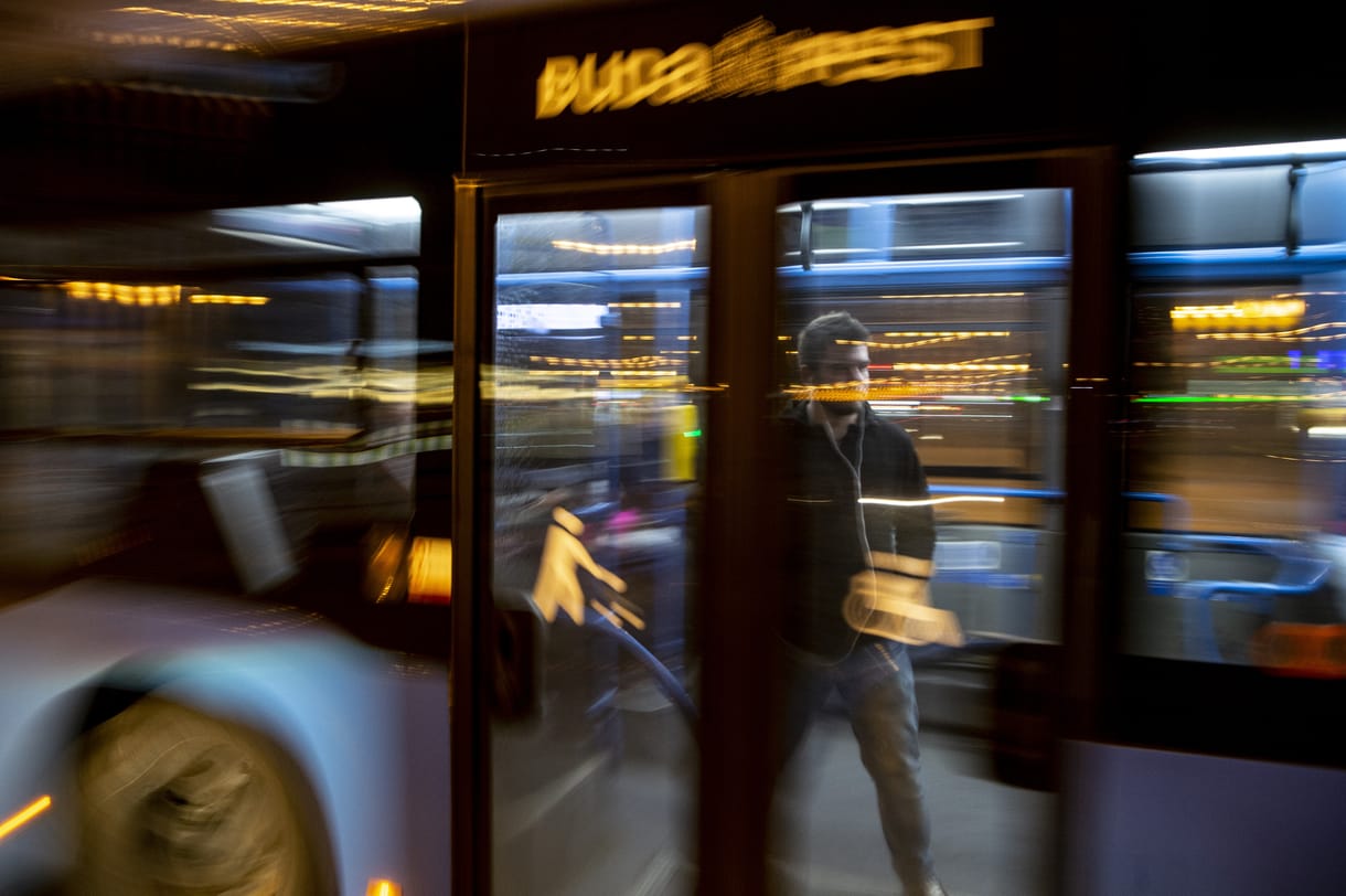 Átlagosan 15 százalékkal emelkedik a BKV-s dolgozók bére