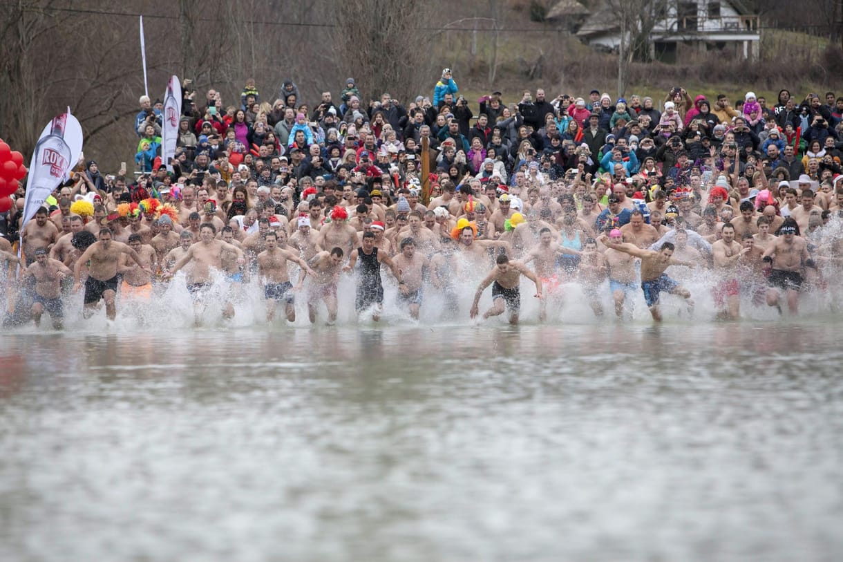 Túl sok a víz a Balatonban, le kell ereszteni
