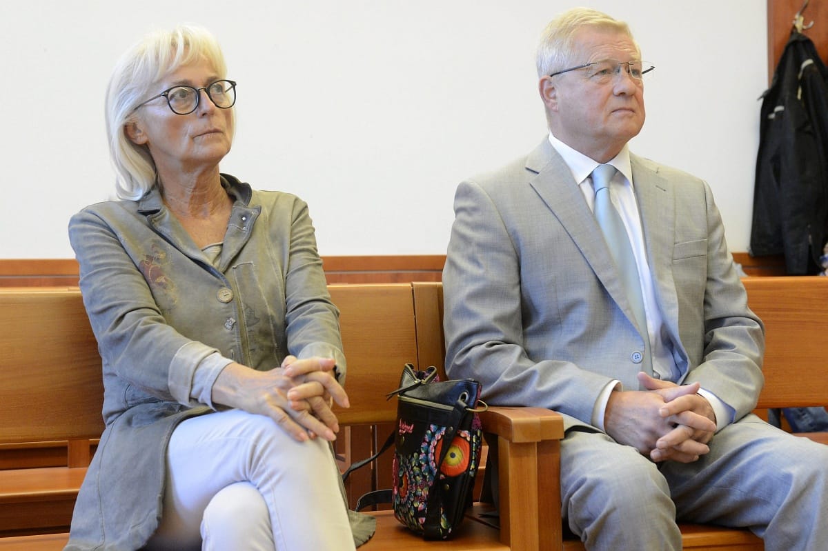 Megrovást kapott Dávid Ibolya és Herényi Károly
