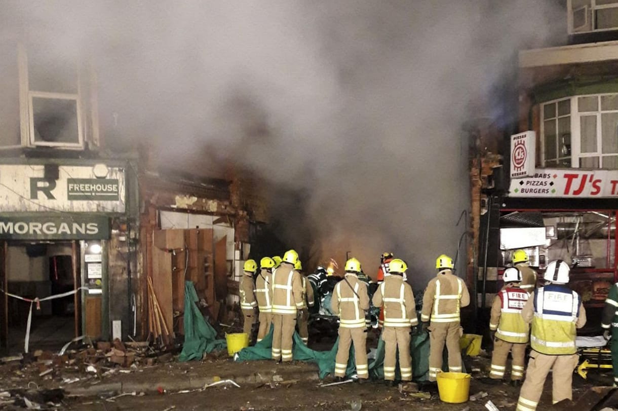 Három embert őrizetbe vettek a leicesteri halálos robbanás kapcsán