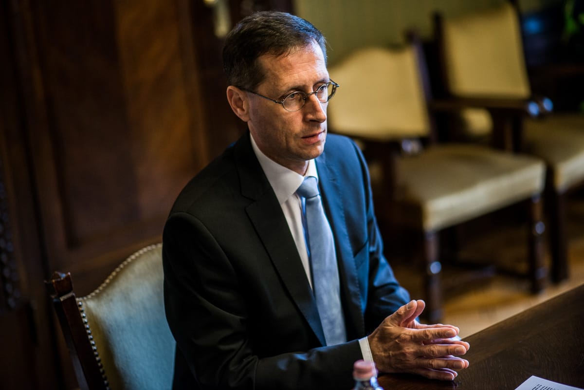 Varga: A kormány nem tervez változást a nyugdíjrendszerben