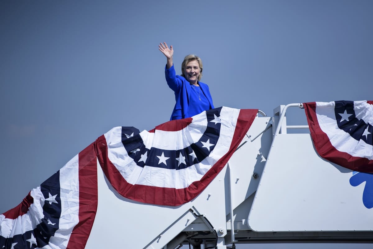 Amerikai elnökválasztás: ismét Hillary Clinton vezet