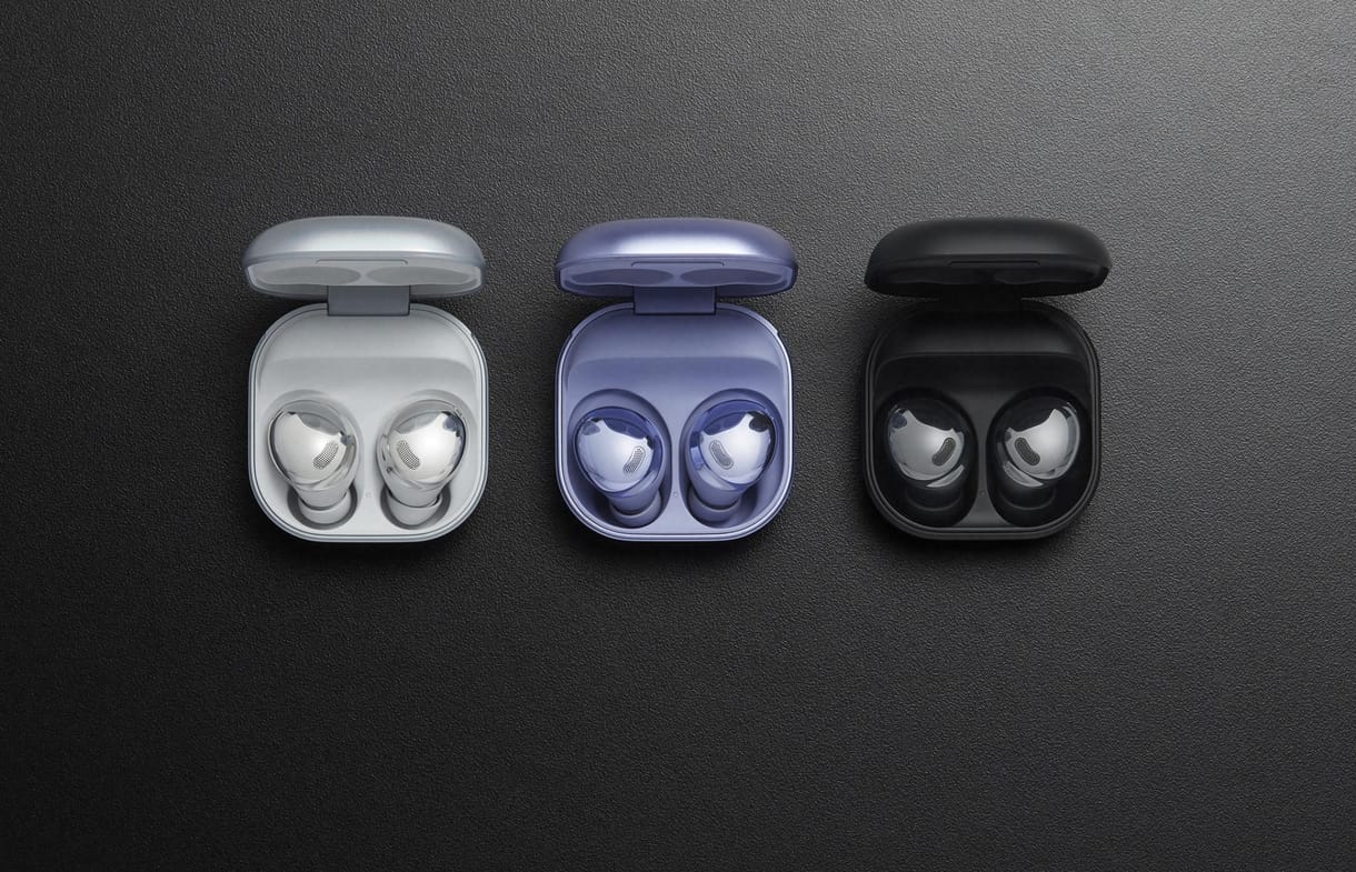 A Samsung új fülhallgatója tudja, mikor akarunk beszélgetni, és akkor némítja a zenét