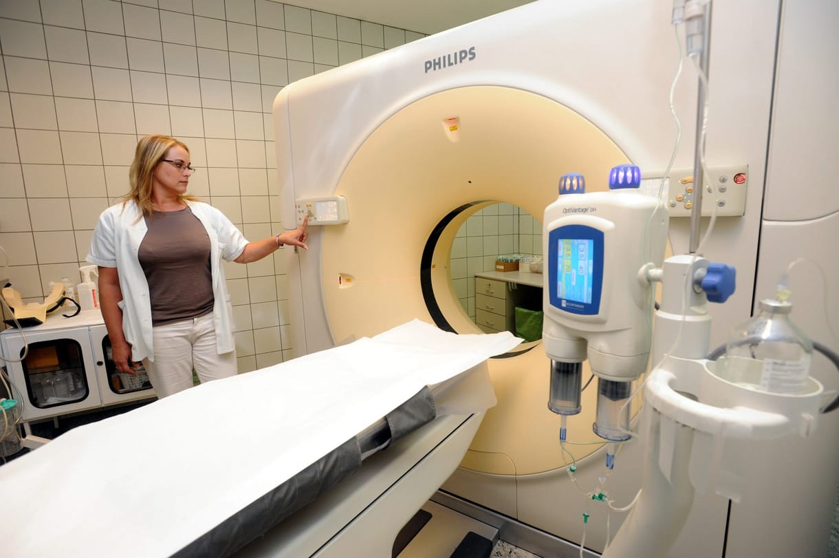 Felavatták az új CT-t a pécsi klinikán