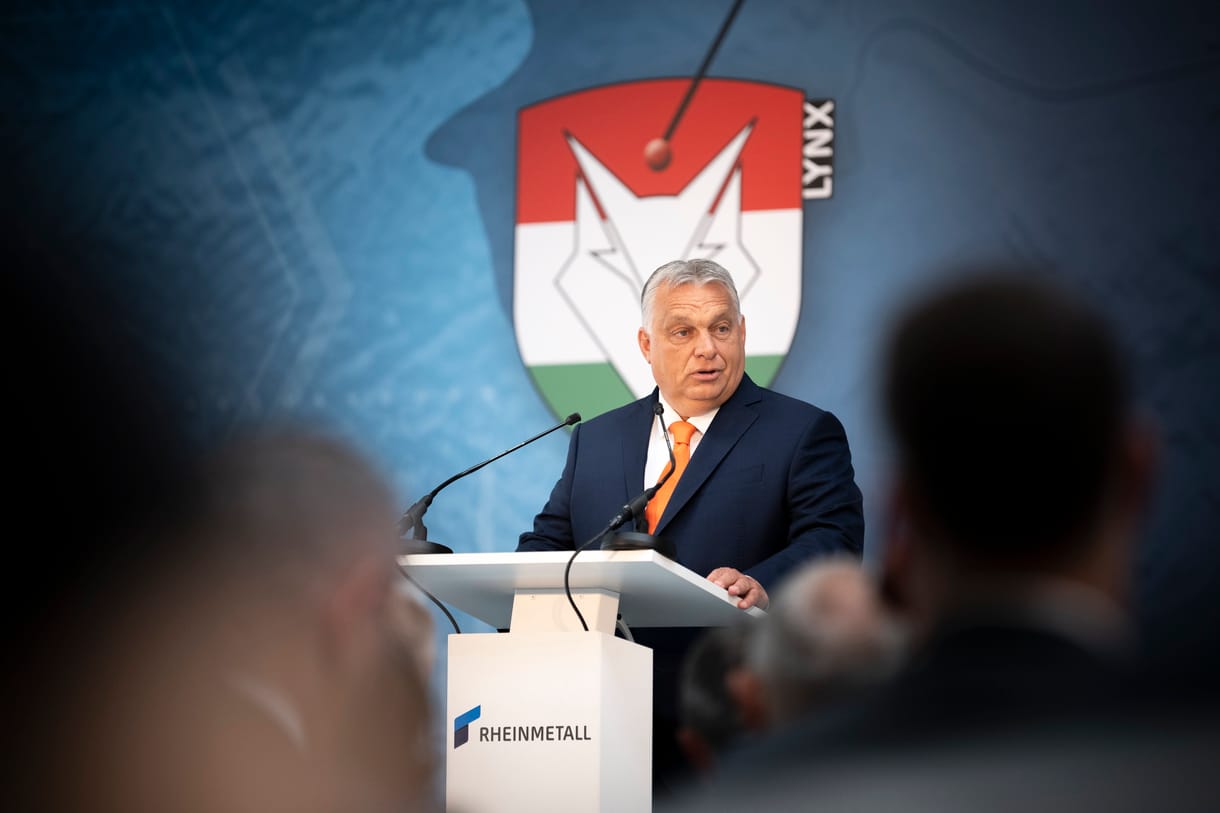Daniel Freund: Az EU saját ellenségeit finanszírozza, amikor pénzt ad a magyar és a lengyel kormánynak