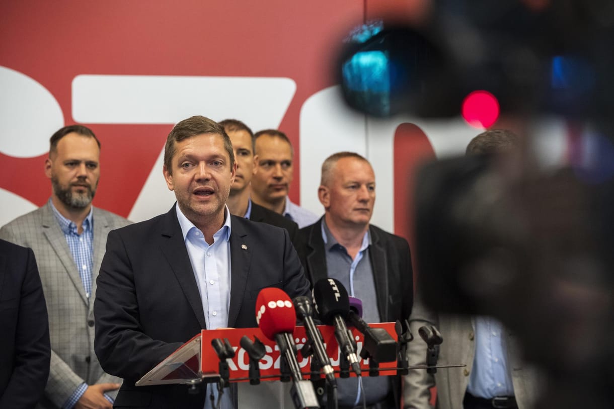 A Fidesszel szavazott két MSZP-s Budafokon, a párt kilépésre szólítja fel őket