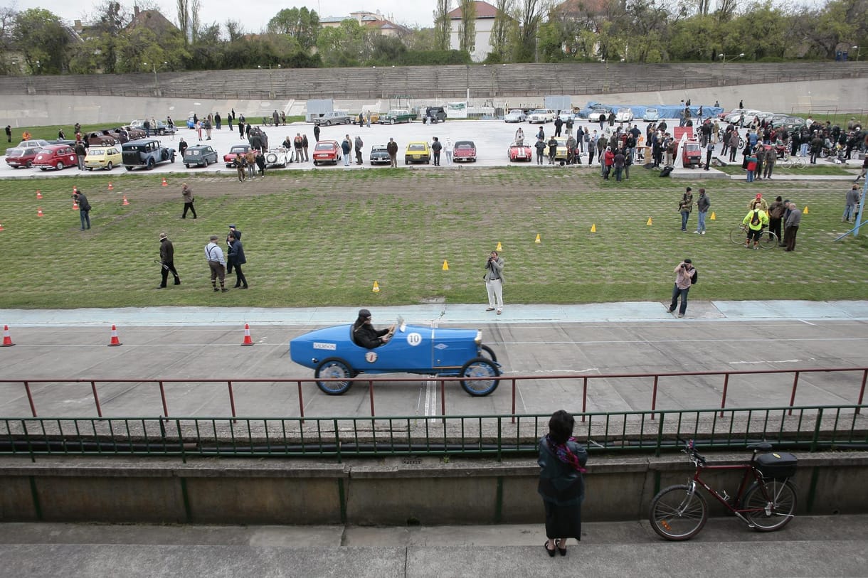 Oldtimer Expo a Millenáris Velodromban