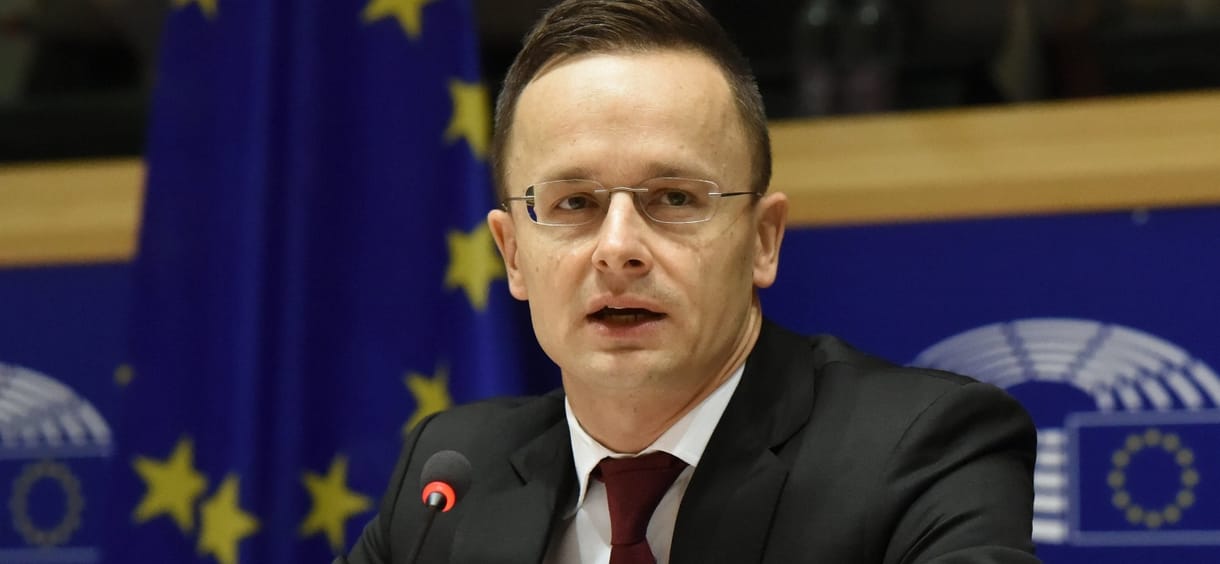 Szijjártó: Magyarországnak ki kell lépnie az ENSZ migrációs csomagjából