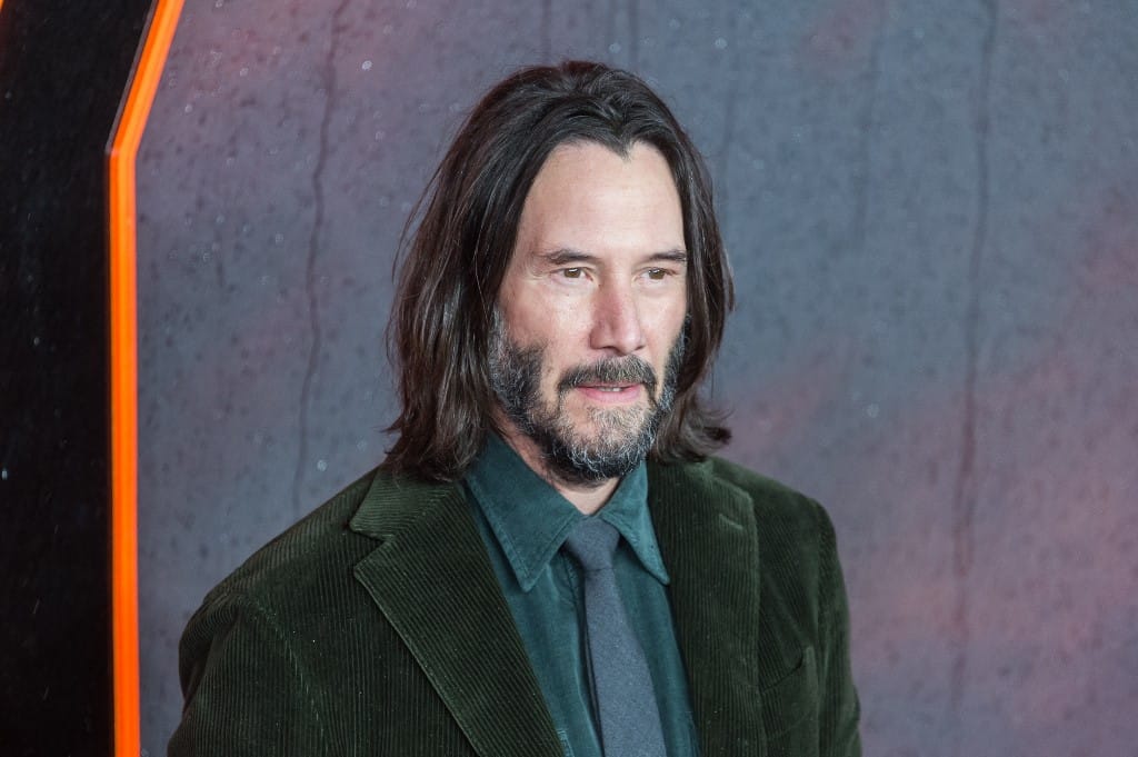 Keanu Reeves regényt ír egy halhatatlan harcosról