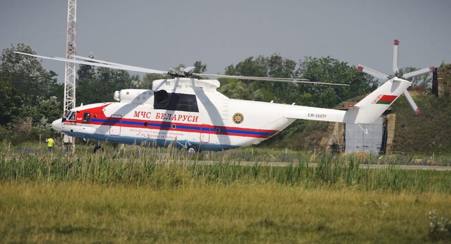Fotók: a világ legnagyobb helikoptere érkezett a Die Hard forgatására