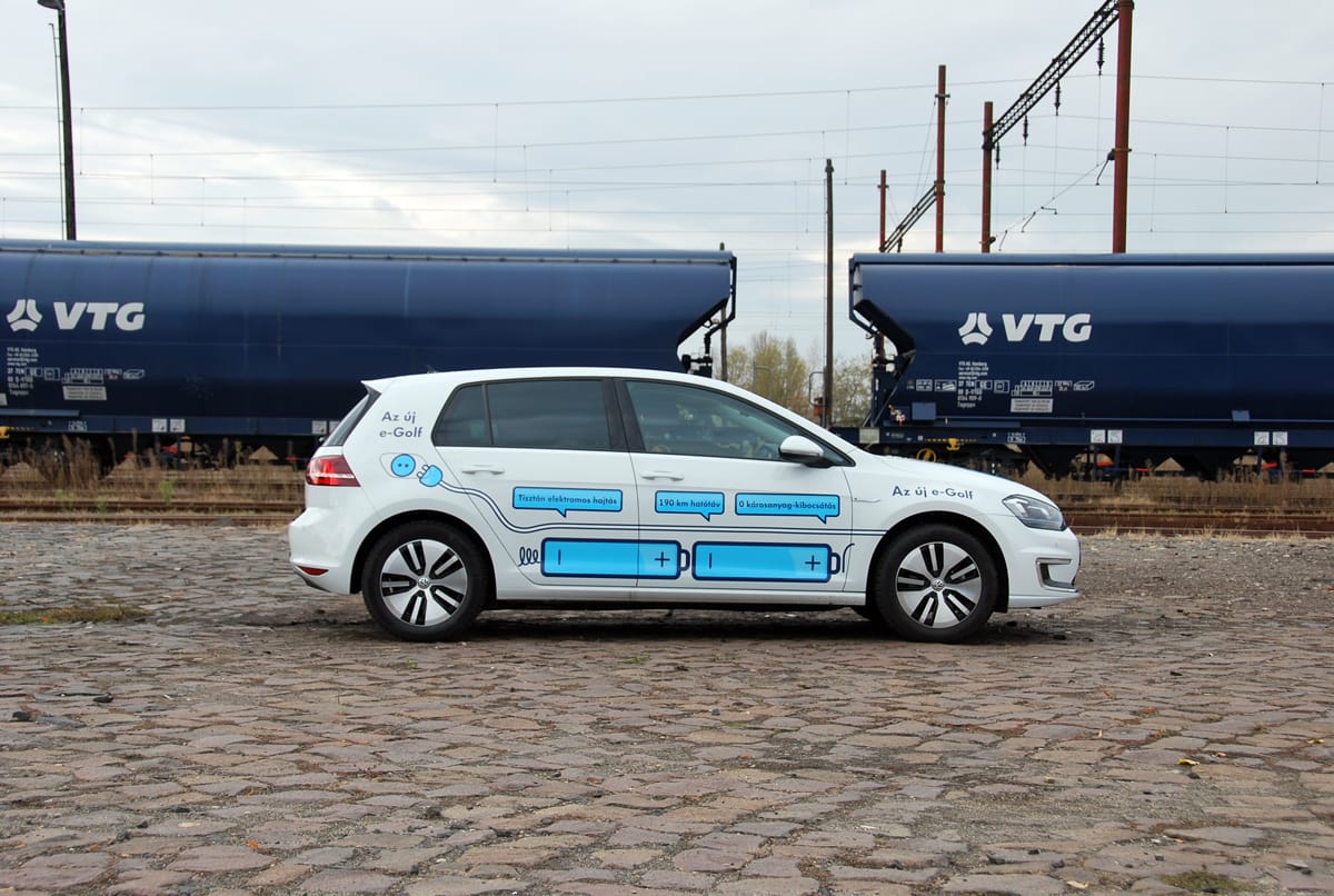 Népautó – aranyáron: Volkswagen e-Golf teszt