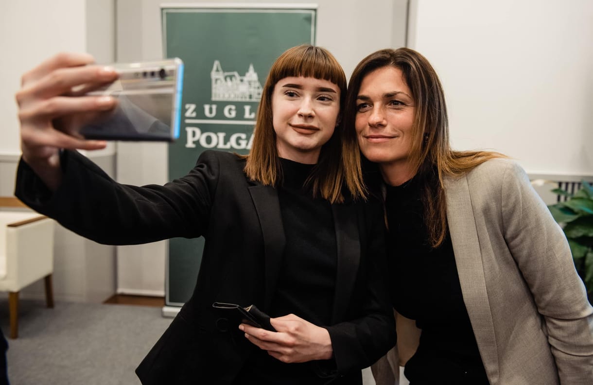 Sokat kockáztatnak az influenszerek, akik politizálni kezdenek a kampányban