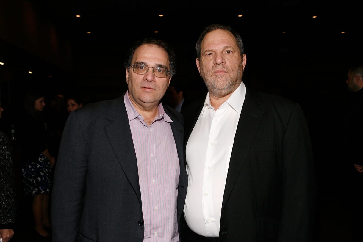 Harvey Weinstein öccsét is zaklatással vádolják