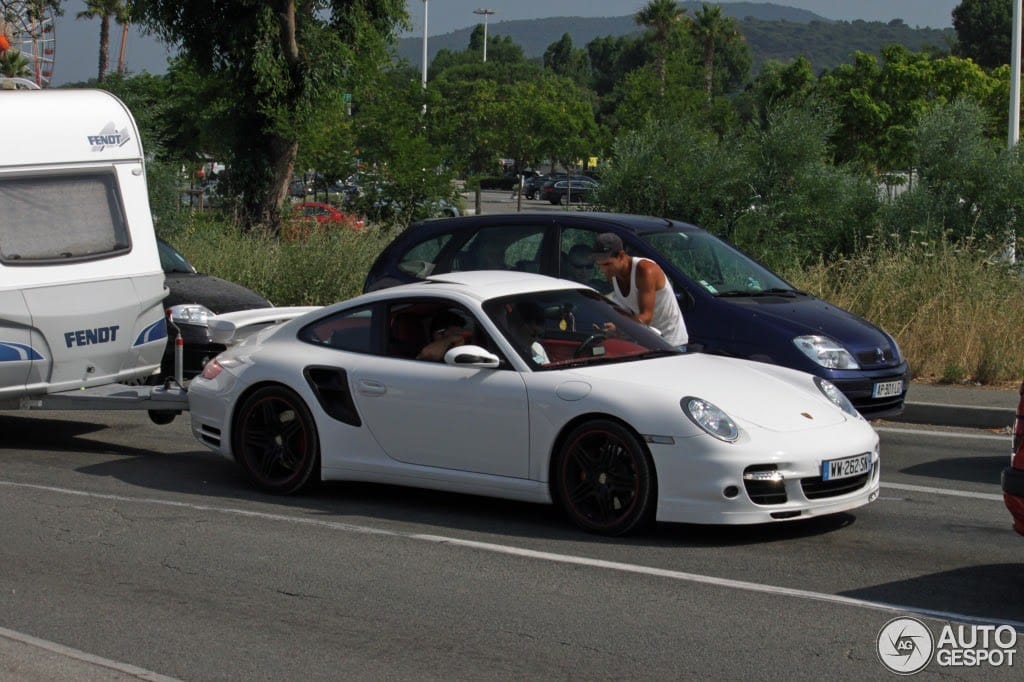 Íme egy remek példa a Porsche 911 sokoldalúságáról